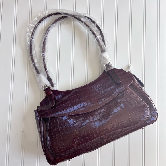 •Maxx New York• Croc Embossed Shoulder Bag - Picture 3 of 10